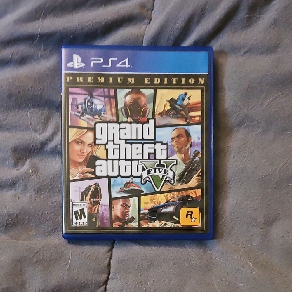 Grand Theft Auto V Premium Edition for PS4 - Blue Case